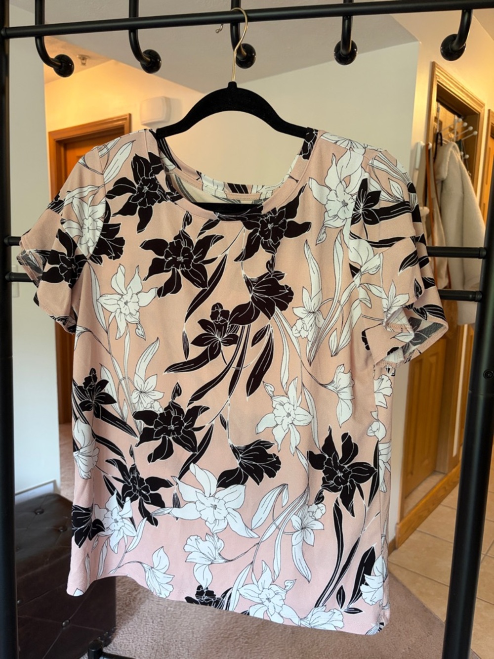 Women's Pink Floral Short Sleeve Tee by
